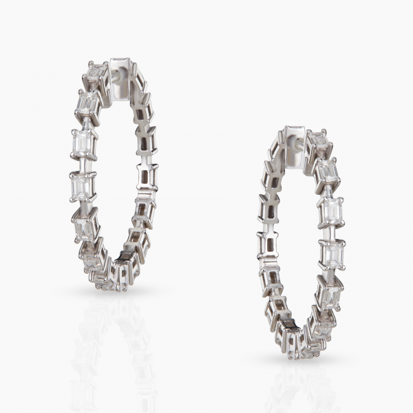 Ten Poinyer Emerald Cut Balis