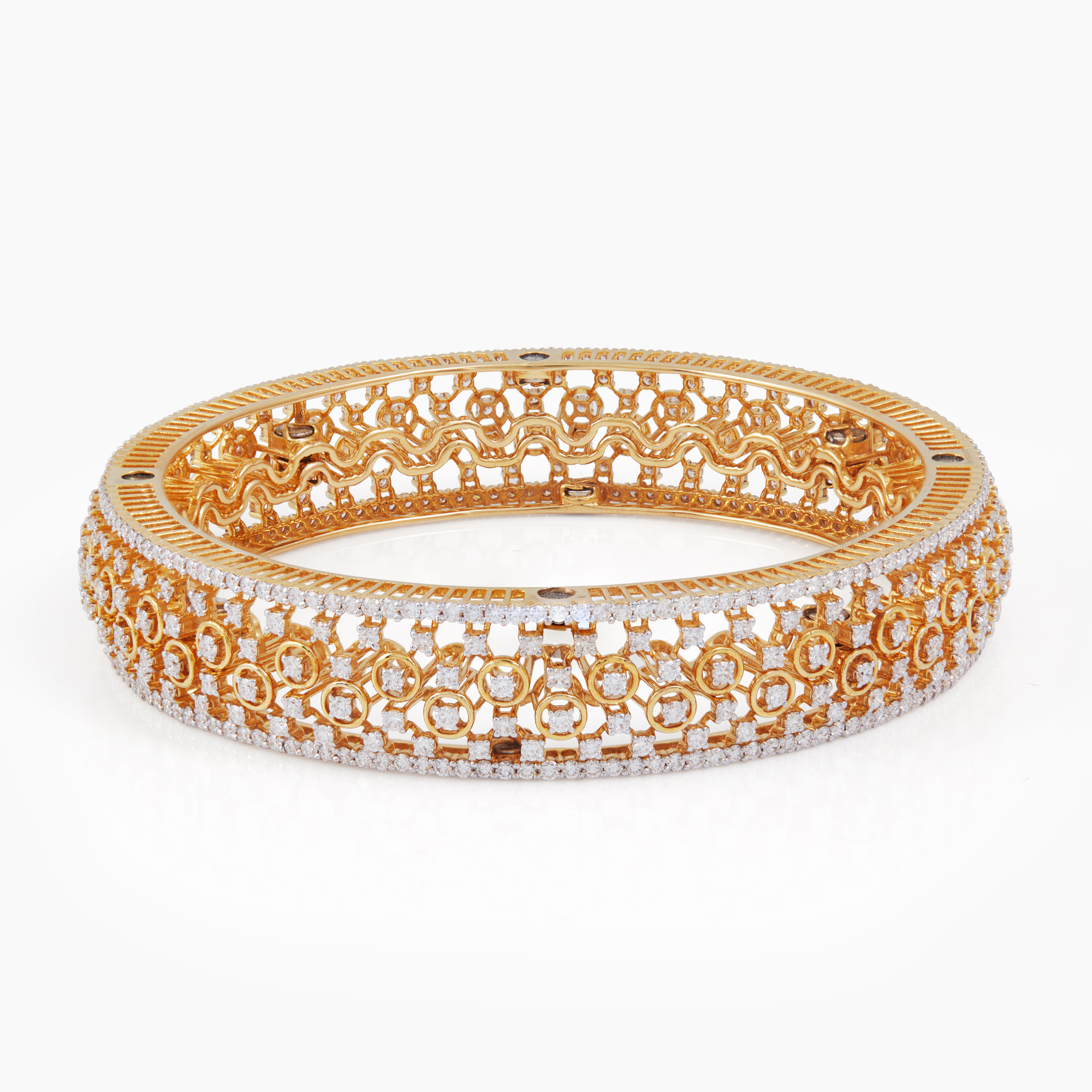 Reversible Gold & Diamond Bangle