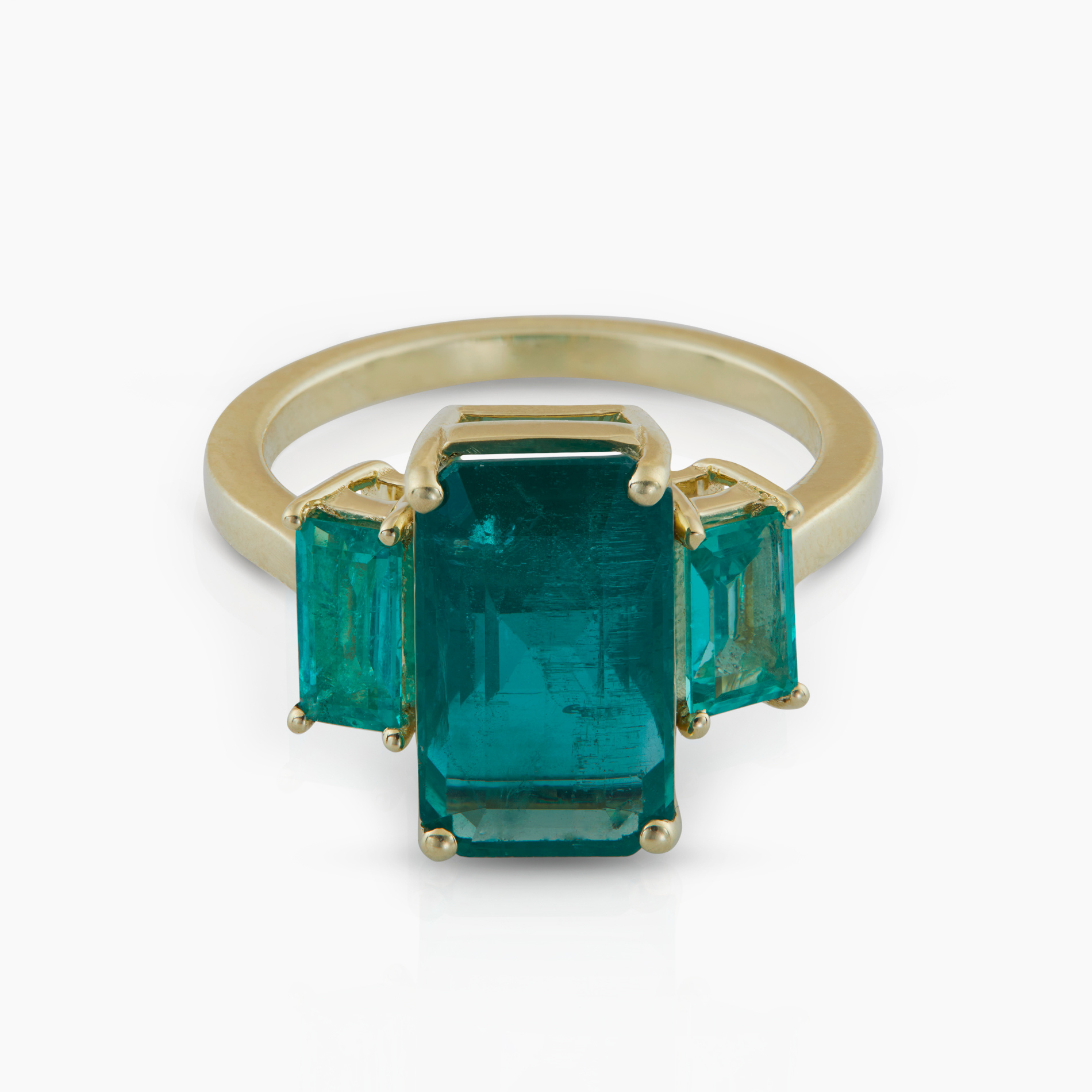 Classic Emerald Soltaire Ring