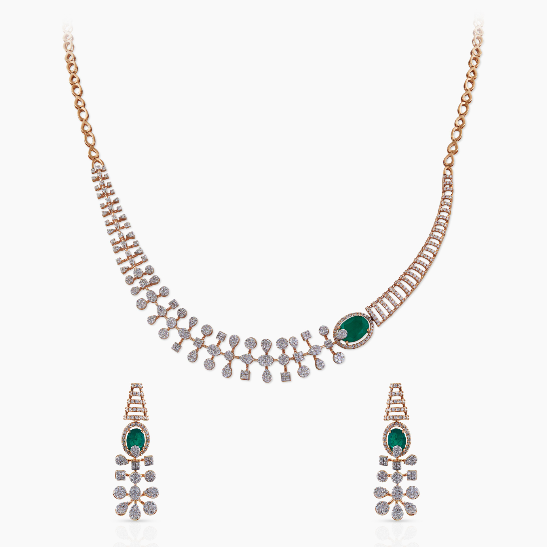 Elite Evergreen Necklace