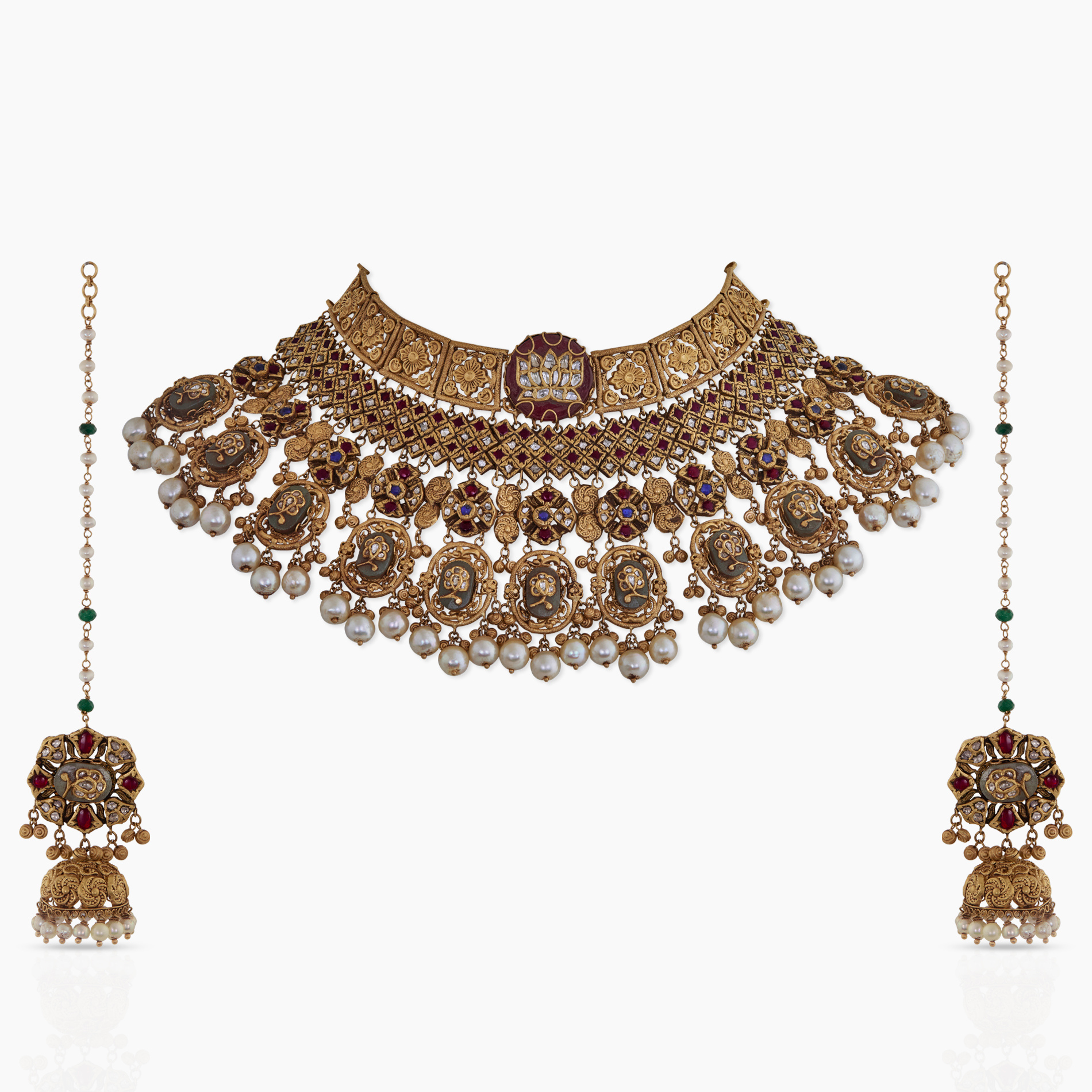 Regal Gold Choker